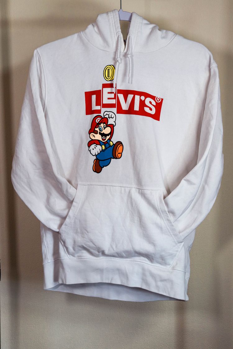 Levi's Men's S Levi's X Mario Hoodie - Grade B product image